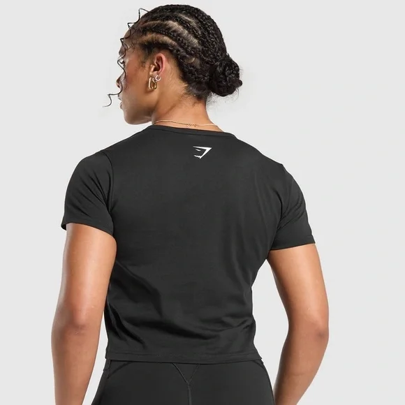 Gymshark Women's Black Short Sleeve Tee - Picture 4 of 8